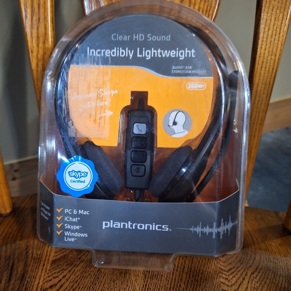 Plantronics 628 USB headset